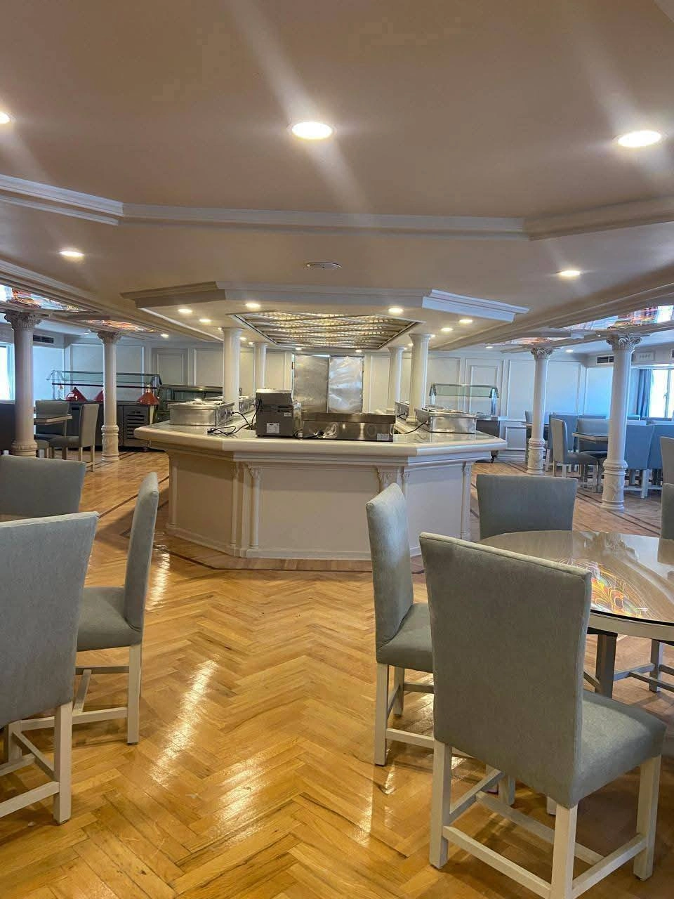 Restaurant aboard the Queen Of Sheba Nile cruise